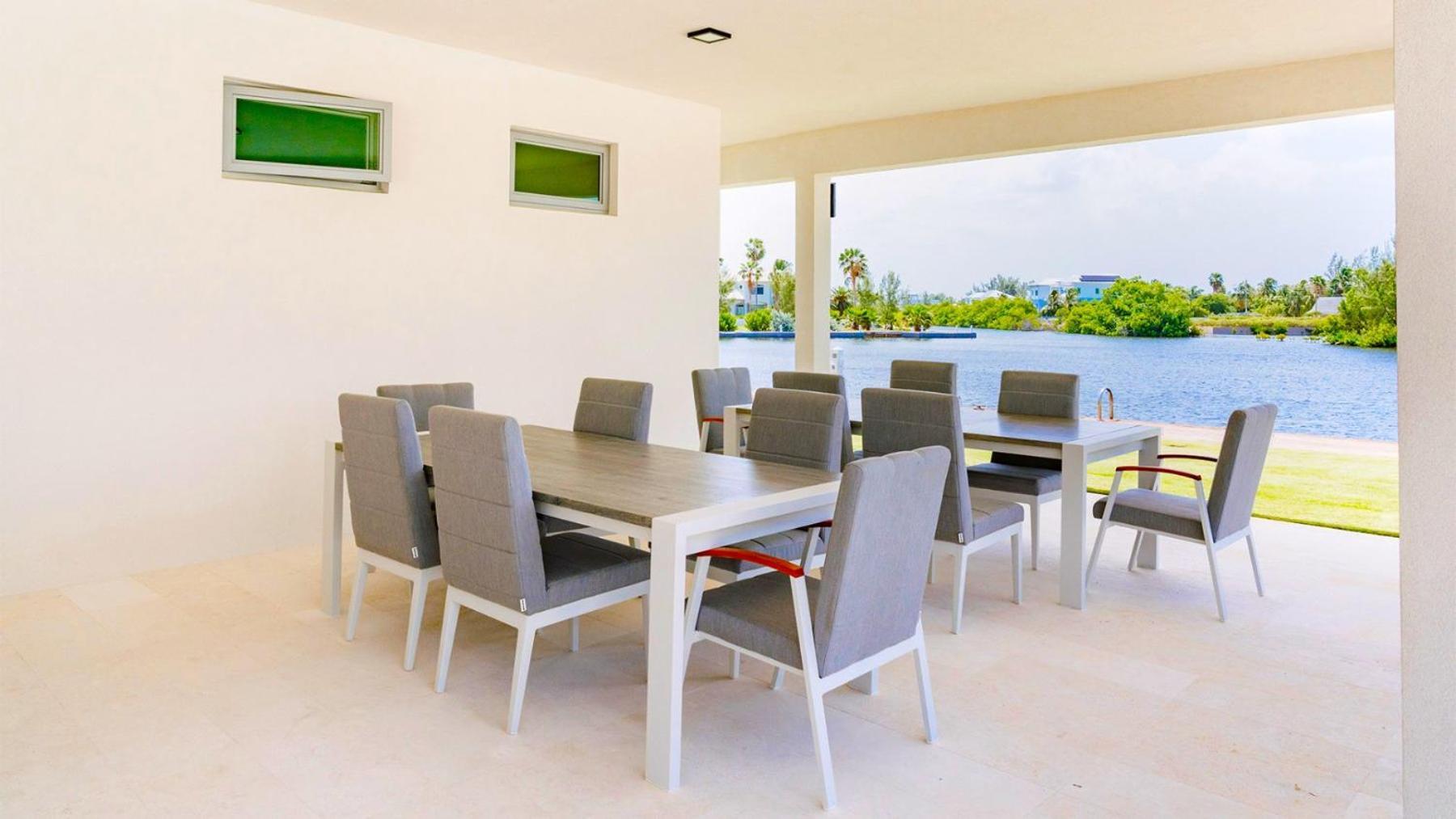Cayman Luxury Rentals At One Canal Point Джорджтаун Экстерьер фото