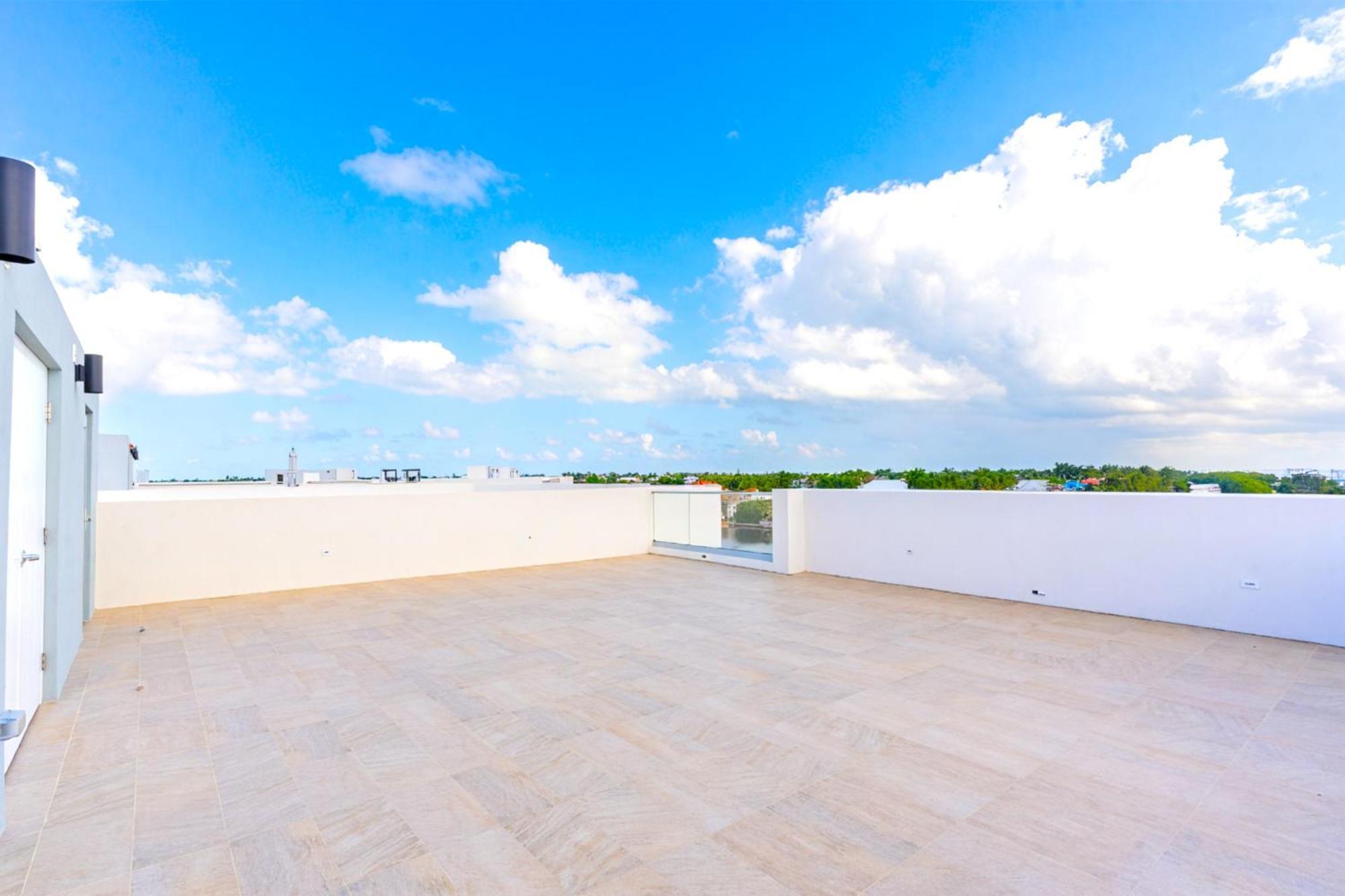 Cayman Luxury Rentals At One Canal Point Джорджтаун Экстерьер фото